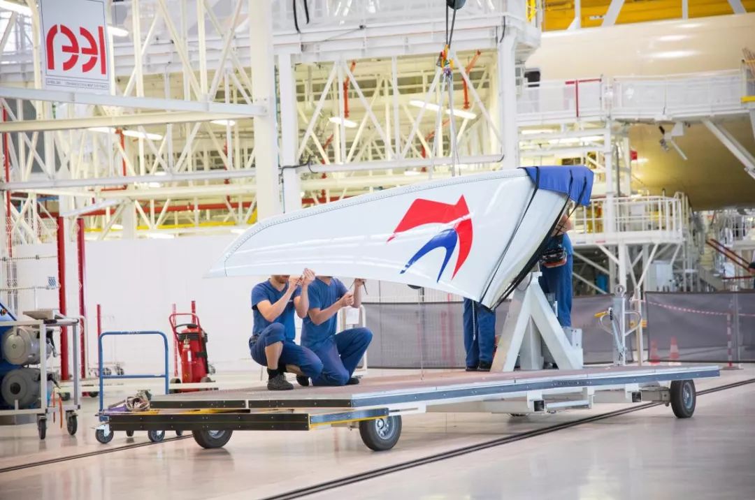 东航a350飞成都航班任务剧烈颠簸,东航a350超级经济舱跟经济舱区别