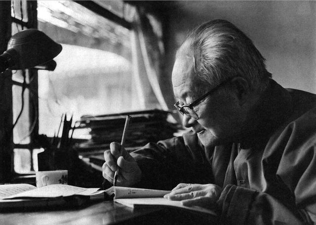 沈从文的边城深度解析,沈从文边城的经典语录