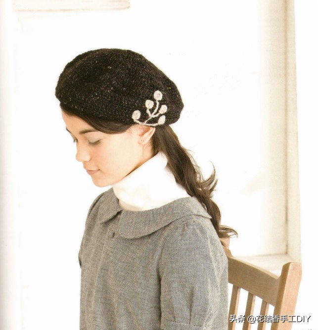 细毛线编织小饰品不用钩针超简单,用毛线编织小饰品简单不用钩针