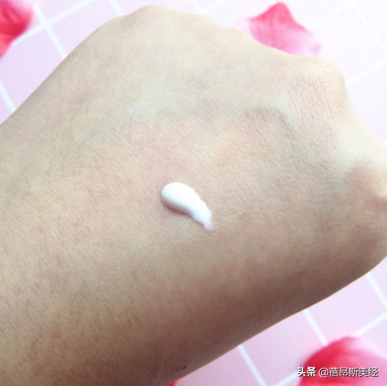 雅漾日间隔离乳试用,雅漾日间隔离修颜乳成分分析