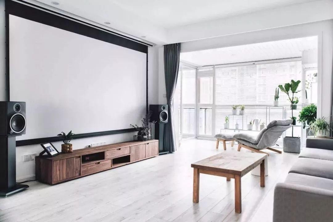 家装投影仪如何使用,家庭影院投影仪装修注意什么