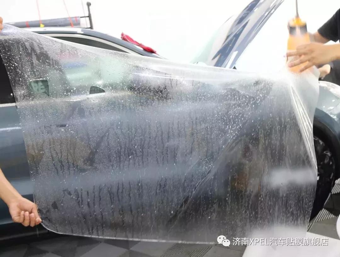 汽车贴膜原理是什么,汽车贴膜原理和方法