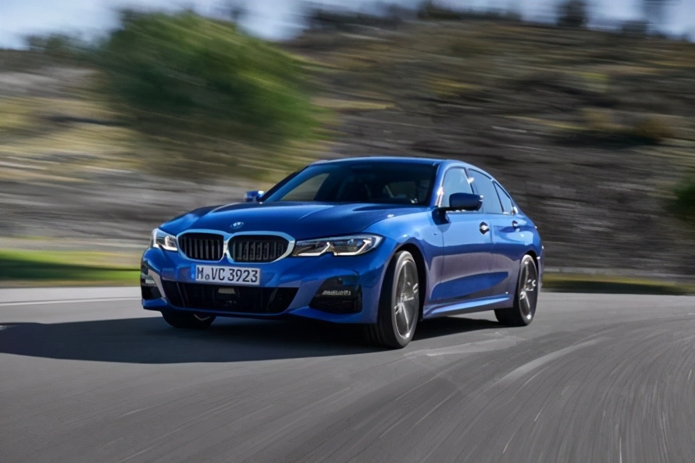 325i和es200哪个值得入手,es200和宝马325动力