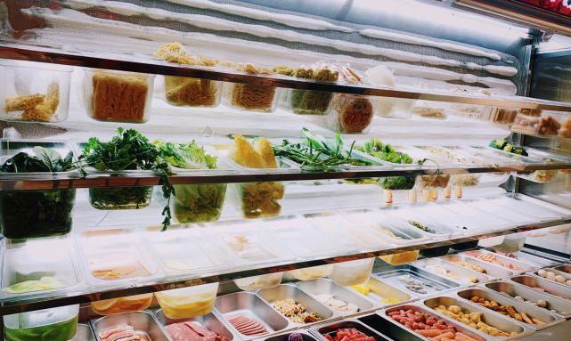 新手开麻辣烫店赚钱吗,开张亮麻辣烫店新手必学