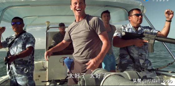 什么是科幻神剧情？美国电影《恐龙侵袭》，上海堡垒也要让位