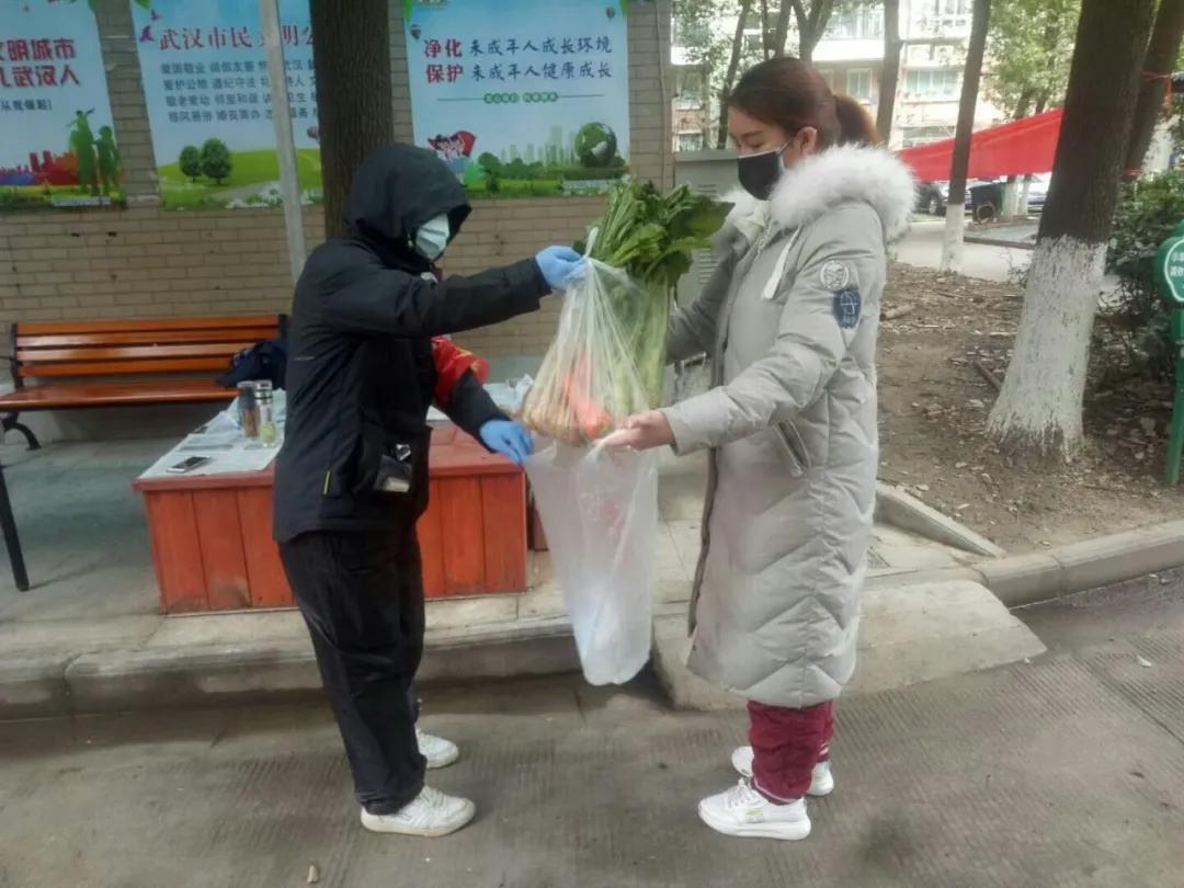 武汉日记雷神山建设者回忆,武汉工作人员下沉感言