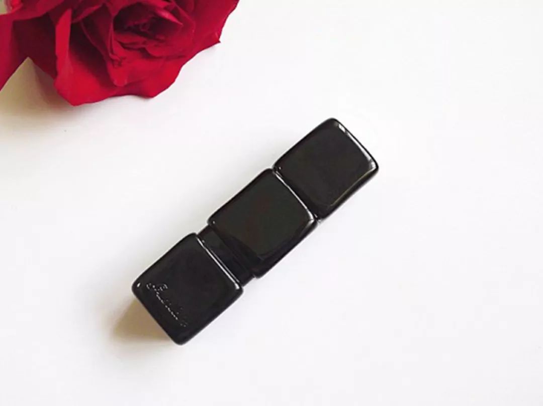 跟着“口红一哥”李佳琦下的单，翻车是常有的事，理智购物要紧记