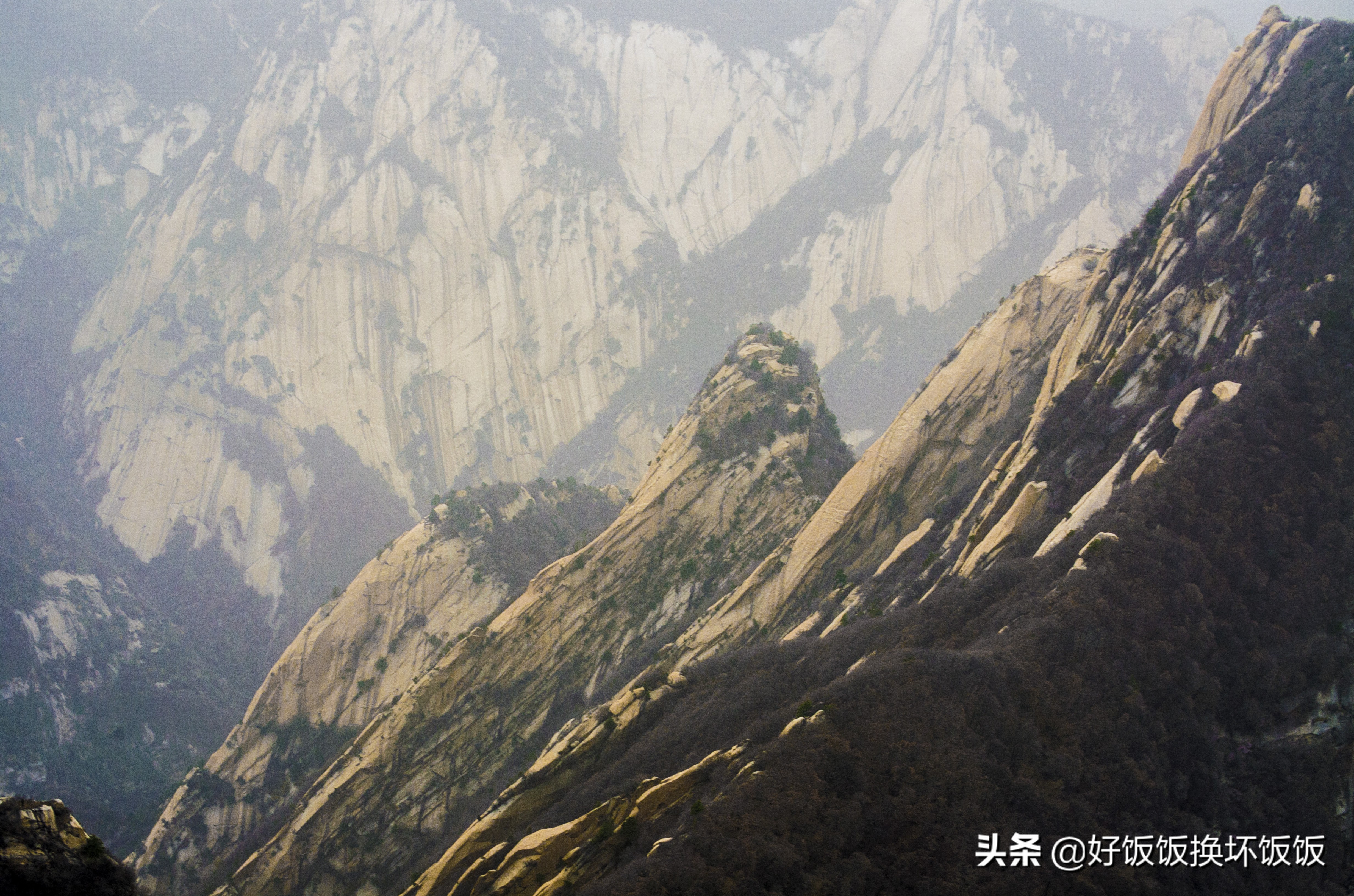 华山站到华山北峰怎么走,华山西峰到华山北峰山路怎样