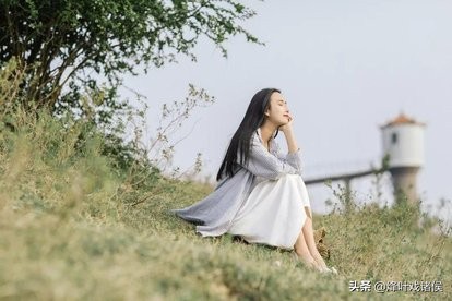 第一次见面就动手脚的男人怎么怼,第一次见面男人动手怎么应对