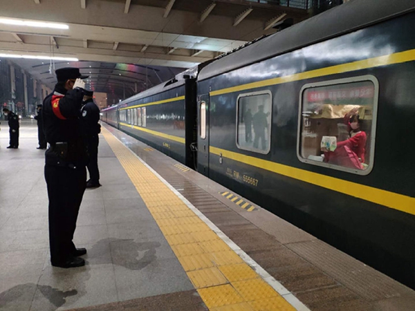 春天的画儿童水彩作品,春天的画儿童燕子