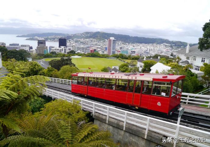 牛羊比人多十倍的新西兰，是如何成为世界前十的发达国家的？