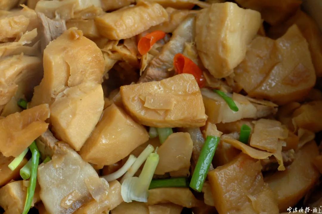 宁波人最近常吃的这道家常菜,有人连吃好几天,竟吐血送进医院!