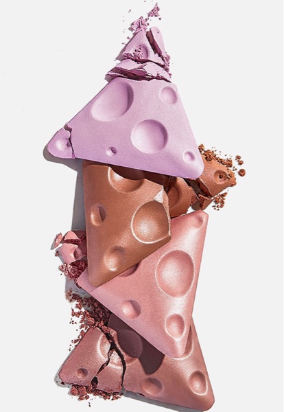 化妆用什么样的腮红,化妆后感觉没化一样