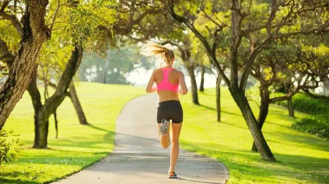 成功人士怎么样度过每一天,成功的人怎么利用时间