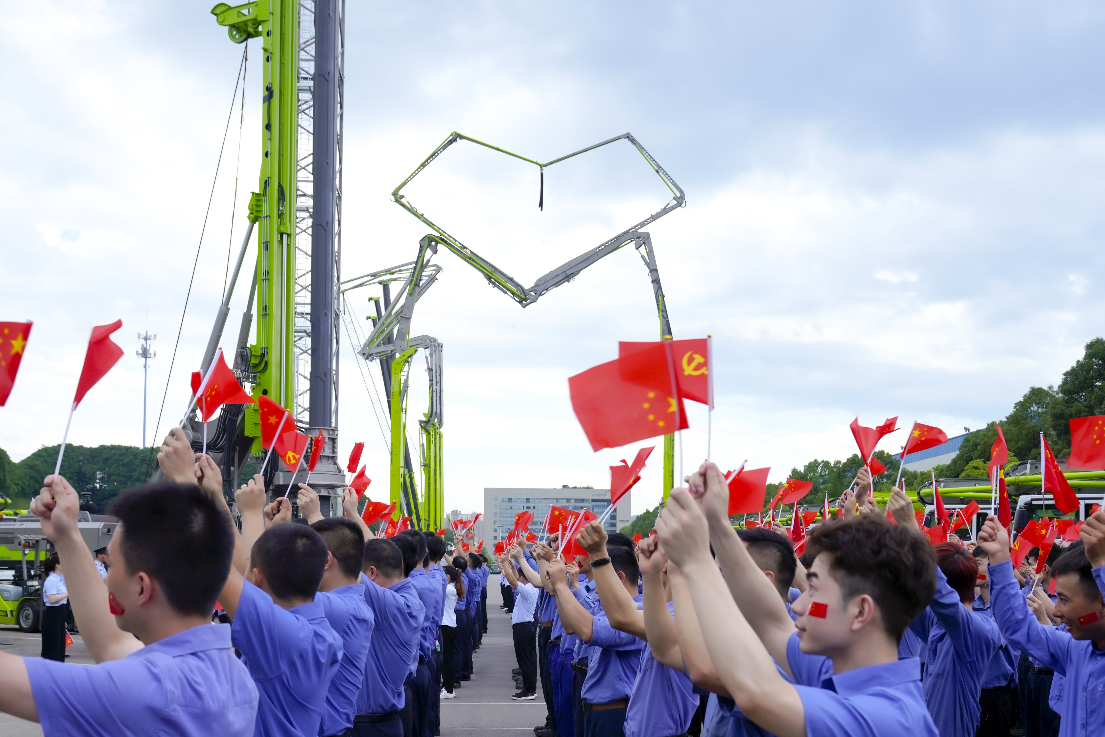 党的光辉照我心舞剧,党的光辉照我心情景剧