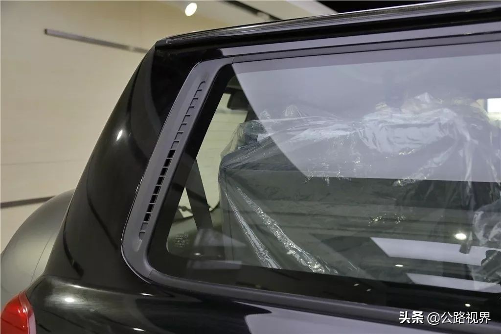 途乐y61和丰田lc79谁更厉害些,丰田lc76与途乐y61谁更强