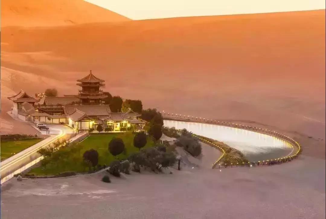 敦煌高铁风景,敦煌一路美景