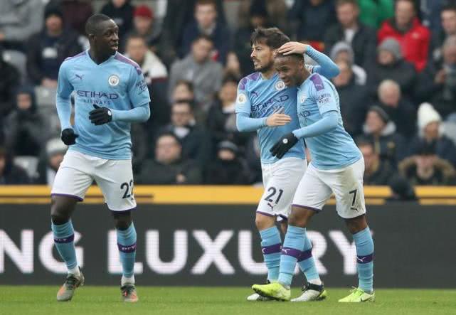 英超联赛卫冕爆出冷门,英超曼城被曼联逆转