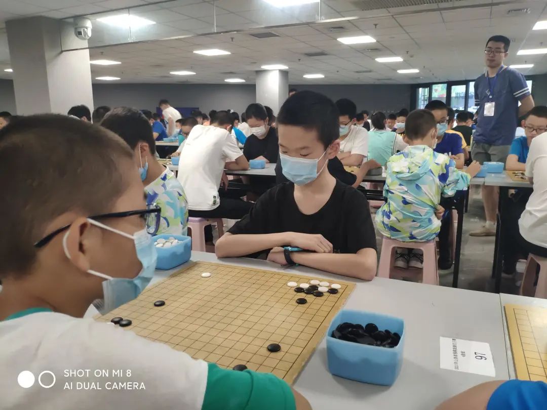 恭喜获得围棋比赛一等奖,祝贺围棋比赛学员取得好成绩