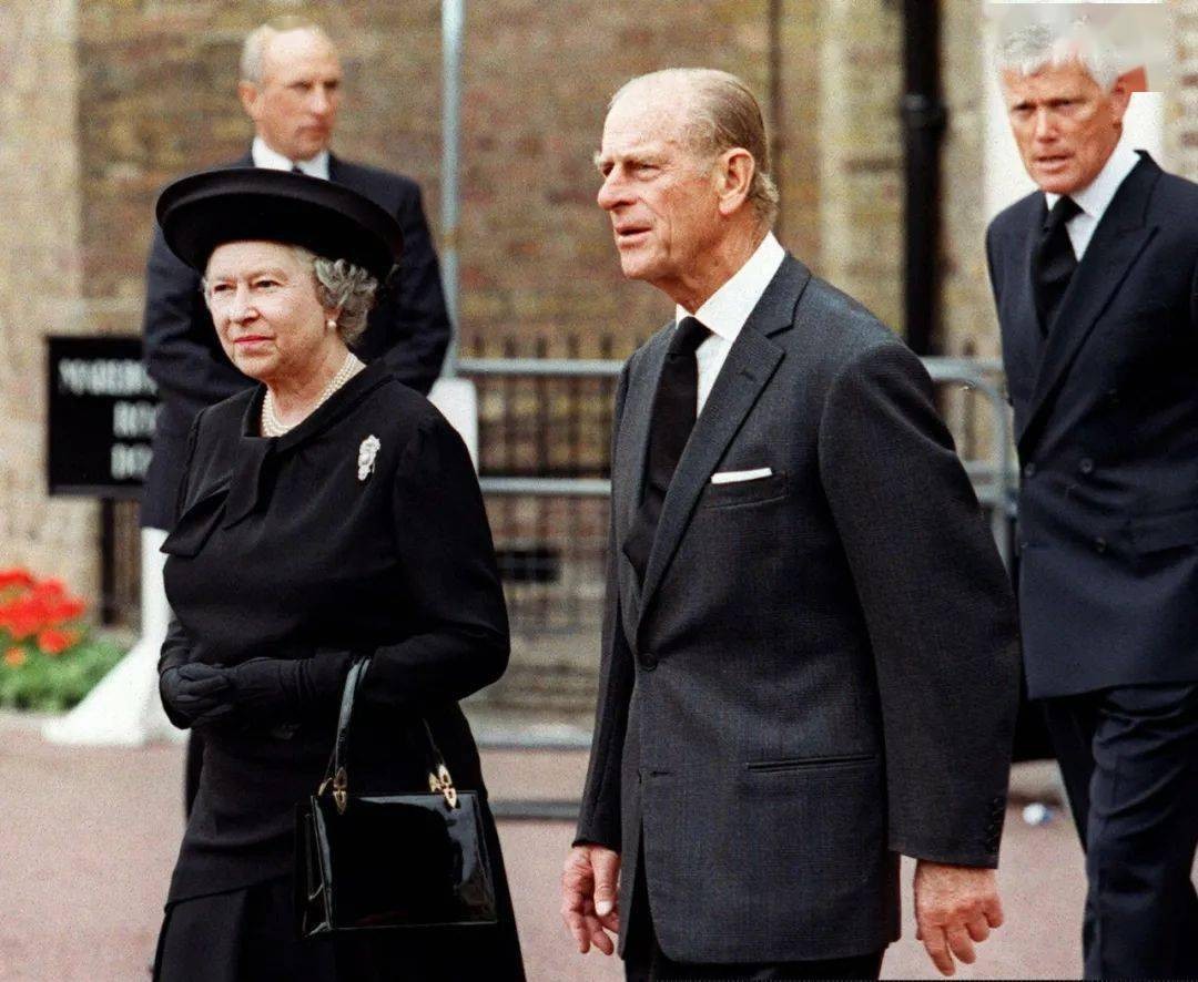 英国王室公主颜值图,英国王室的龅牙都遗传了谁