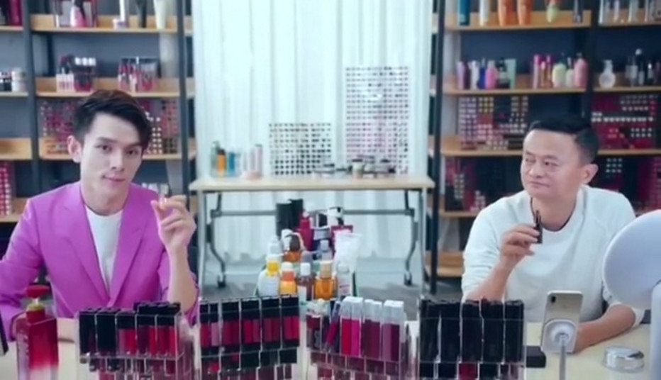 鐩存挱鎵撹触鐢靛晢,鐩存挱鎵撹触浼犵粺鐢靛晢