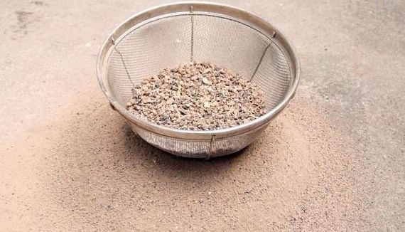 石斛兰用煤渣好吗,怎样用锯末养石斛兰