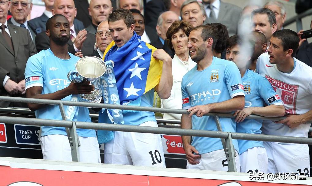 世界公认的足球历史前十球员,足坛史上最厉害的十大球星