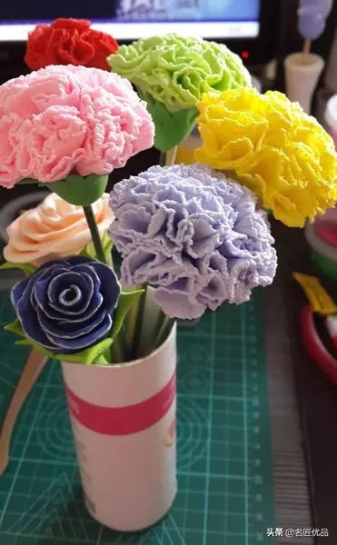 母亲节手工康乃馨简单又漂亮,母亲节适合给妈妈做的康乃馨手工