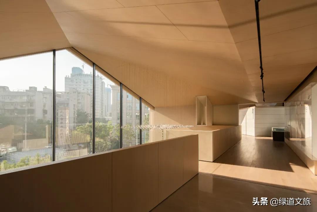 展开与折叠创意制作小房子平面图,折叠立体房子创意美术