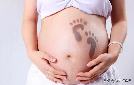 怀孕乳房长斑怎么回事,怀孕爱长痘