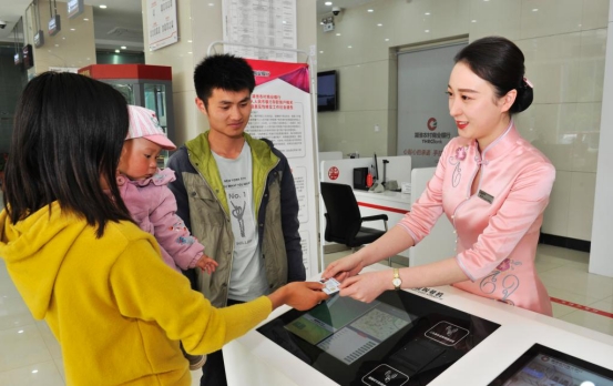 信用卡网贷一直赖着不还会坐牢么,信用卡网贷还不上被起诉了怎么办