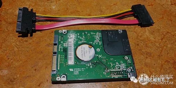 有个闲置硬盘，就可以看4K大片！海美迪Q5Plus*放播**器入手评测