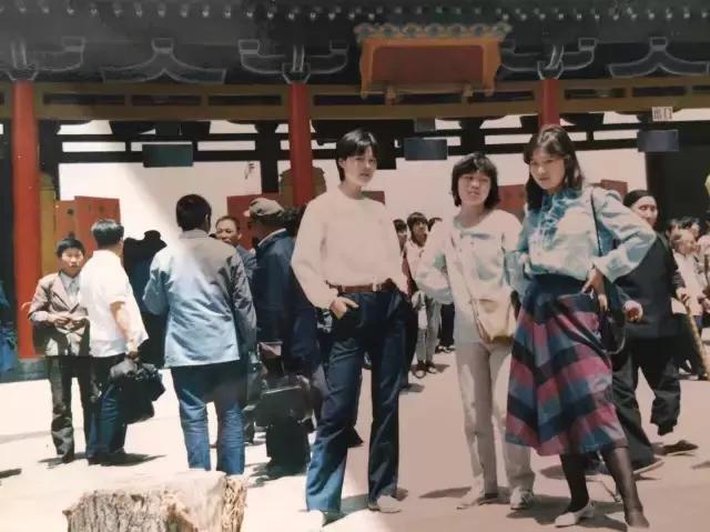 有一个高颜值老妈是什么体验,有个年轻又漂亮的妈妈是什么体验