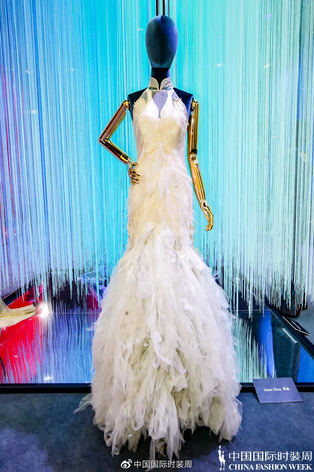 用丝线牵引时尚|“天锦地绣·华夏大美”刺绣艺术展精彩纷呈