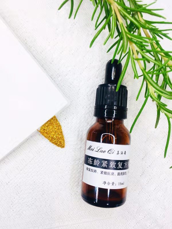 一到30岁脸就挎？有没有好用的精华液？这些单品编辑亲测好用