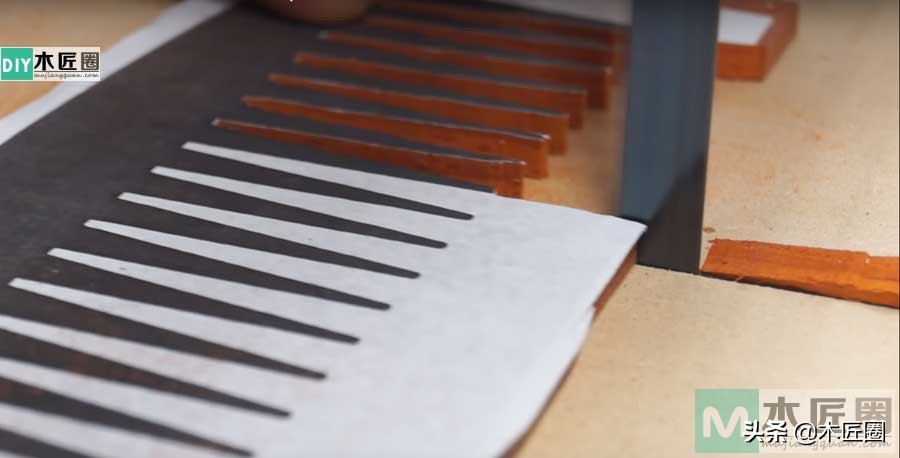 木工爱好者制作的产品,手工木梳diy工具