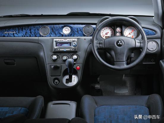 三菱老款欧蓝德evo版本,三菱欧蓝德前世今生