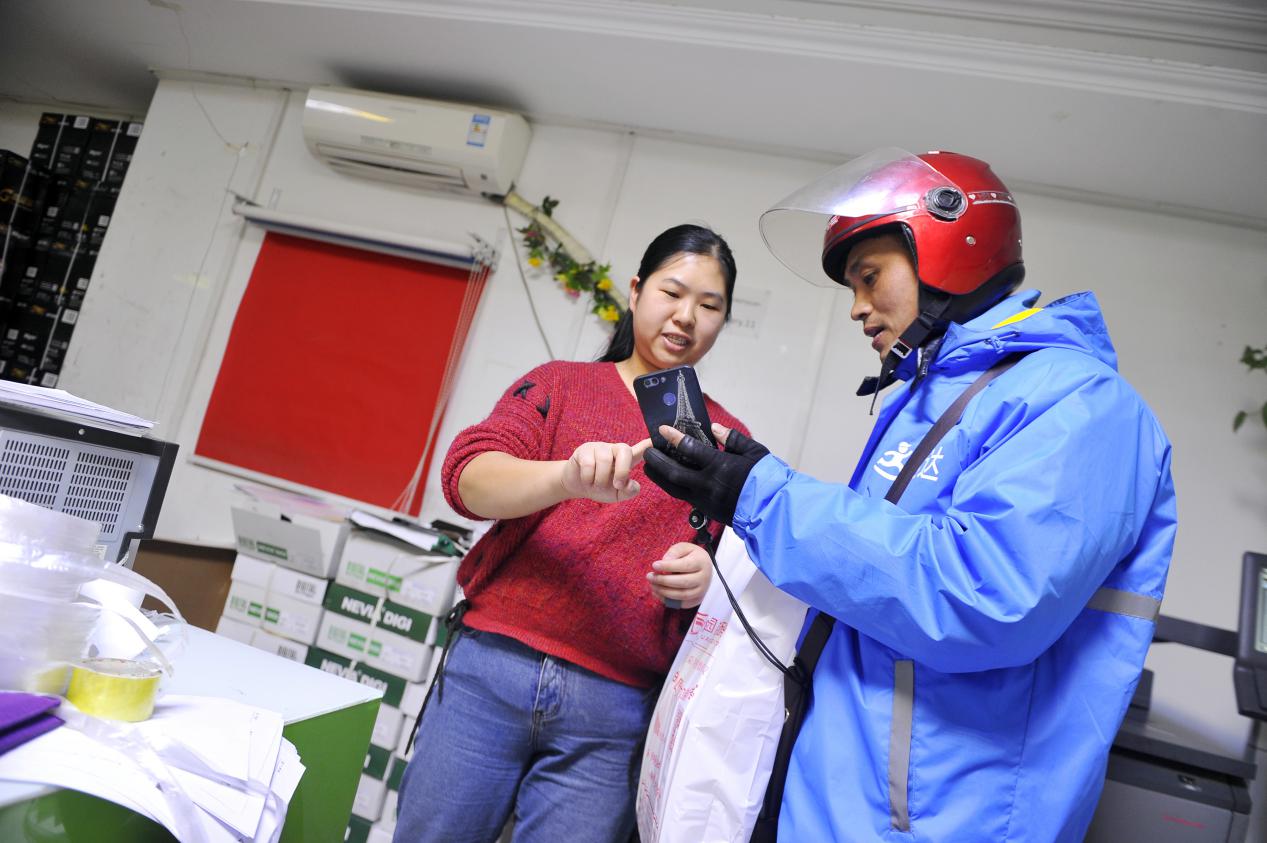 高薪背后的酸甜苦辣,高薪生活背后的心酸