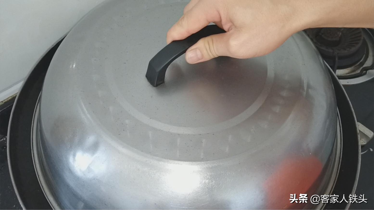 天冷了羊肉火锅怎么做好吃,冬天多吃羊肉教你孜然羊肉的做法