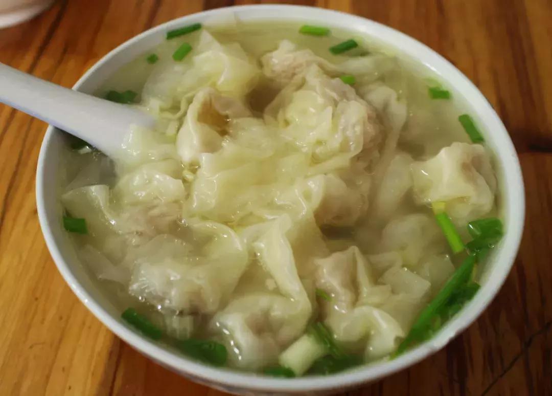 真羡慕那些住酒店的人,真羡慕那些住高档小区的人