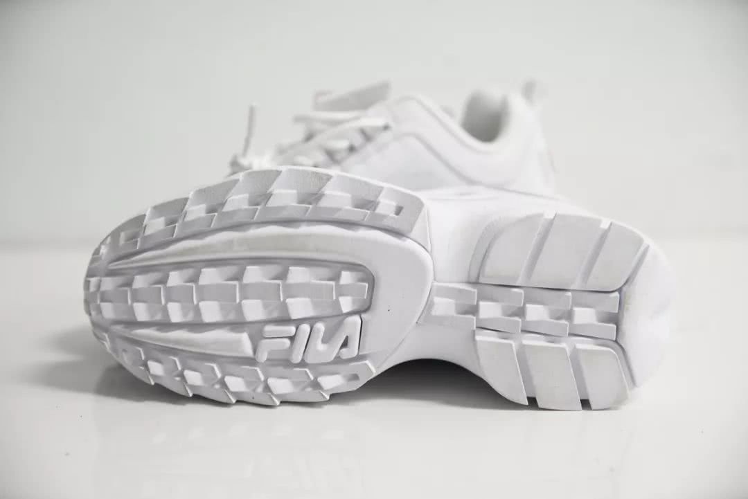 球鞋测评nike垃圾鞋,实战和压马路的球鞋推荐nike