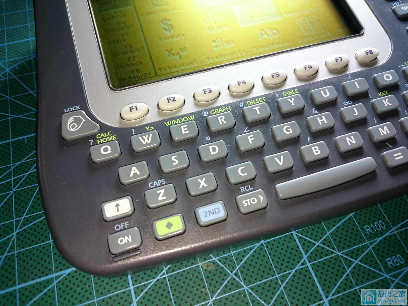 voyage200图形计算器,德州仪器TI-92Plus图形计算器