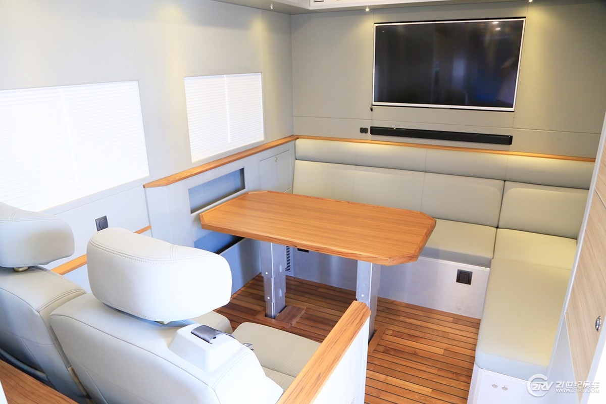 诺马迪森房车100万以内,1300万诺马迪森越野房车旅游