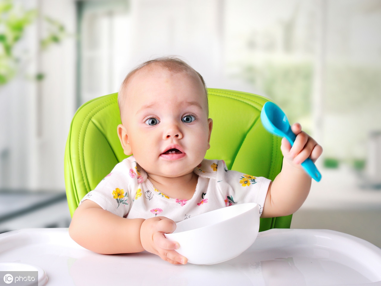 婴儿需要吃补钙产品吗,婴儿需要吃营养包嘛