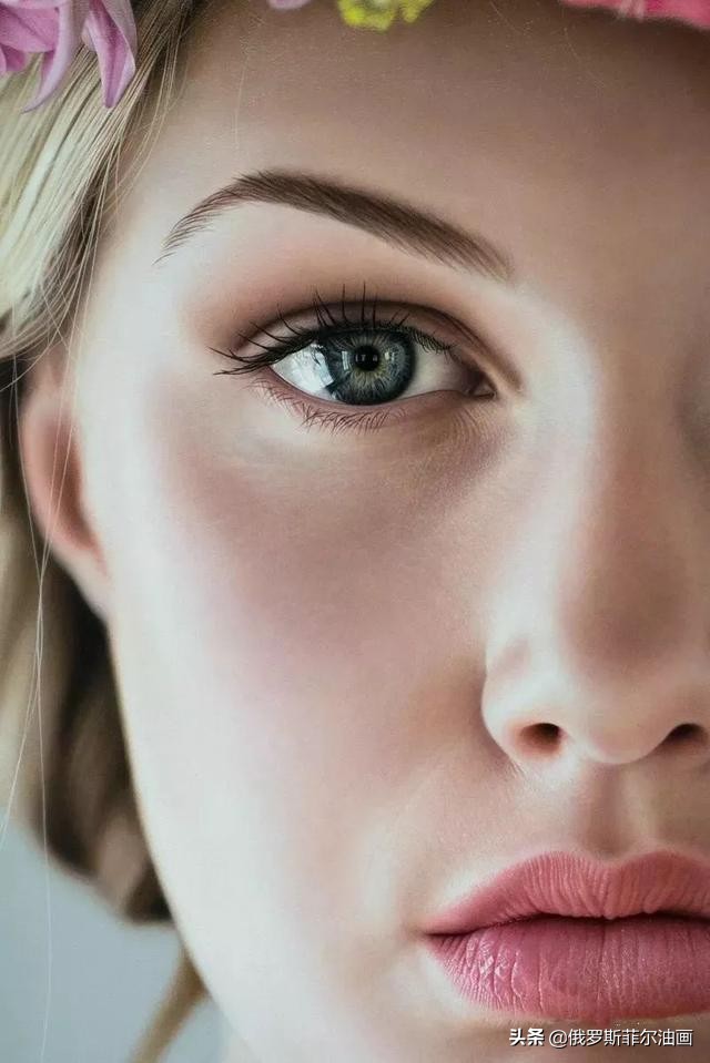 美女画家画美女，怎么看怎么美，看着她的画呼吸都要停滞了