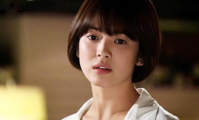 豪掷200亿韩元买楼,一篇软文赚300万,宋慧乔的吸金能力远超郑爽