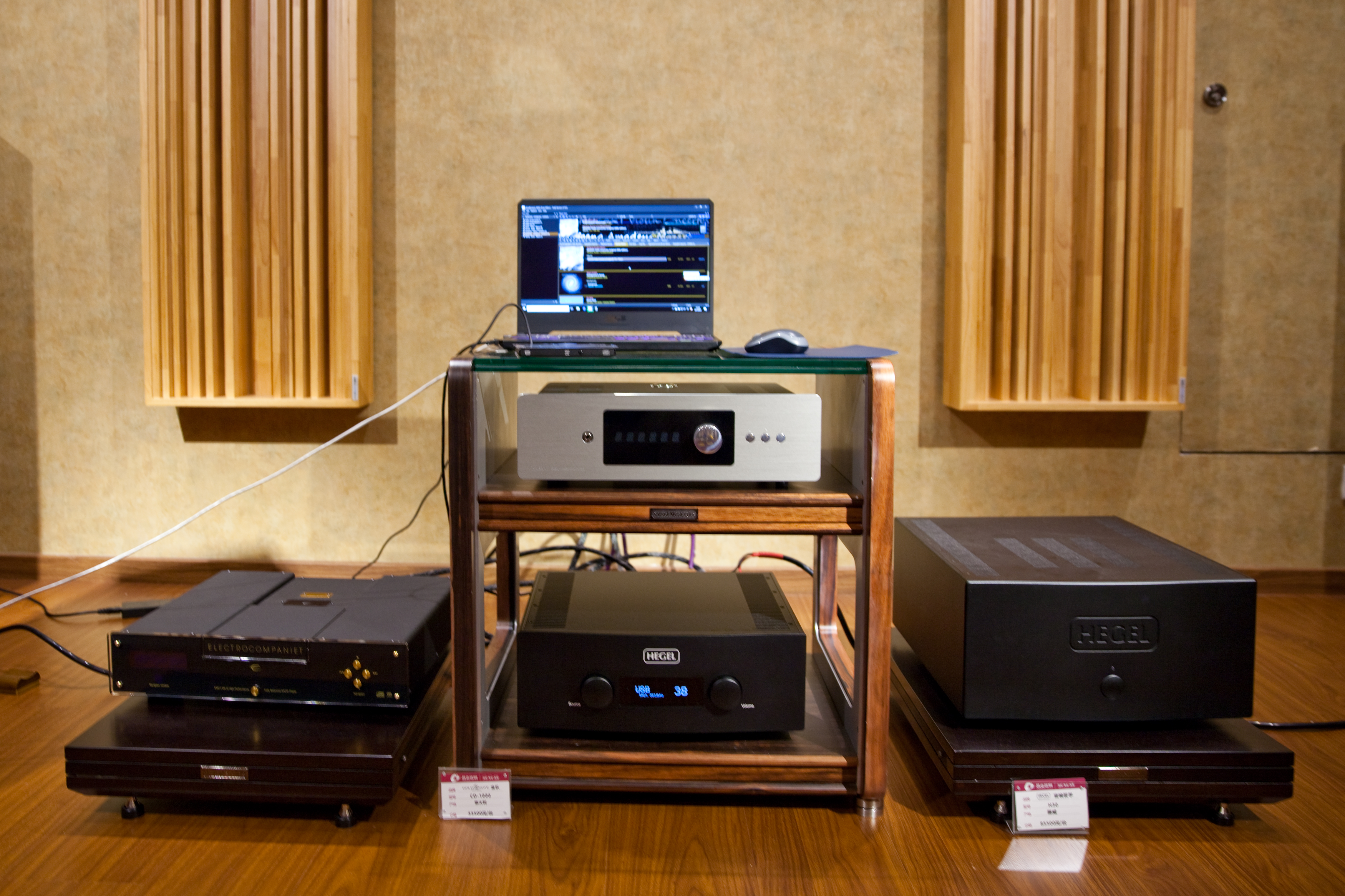 hegelh390合并式功放,hegelh390功放内部图片