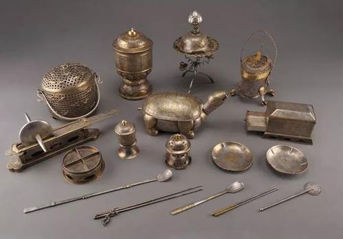 唐银鎏金茶具,古老唐代瓷器茶具