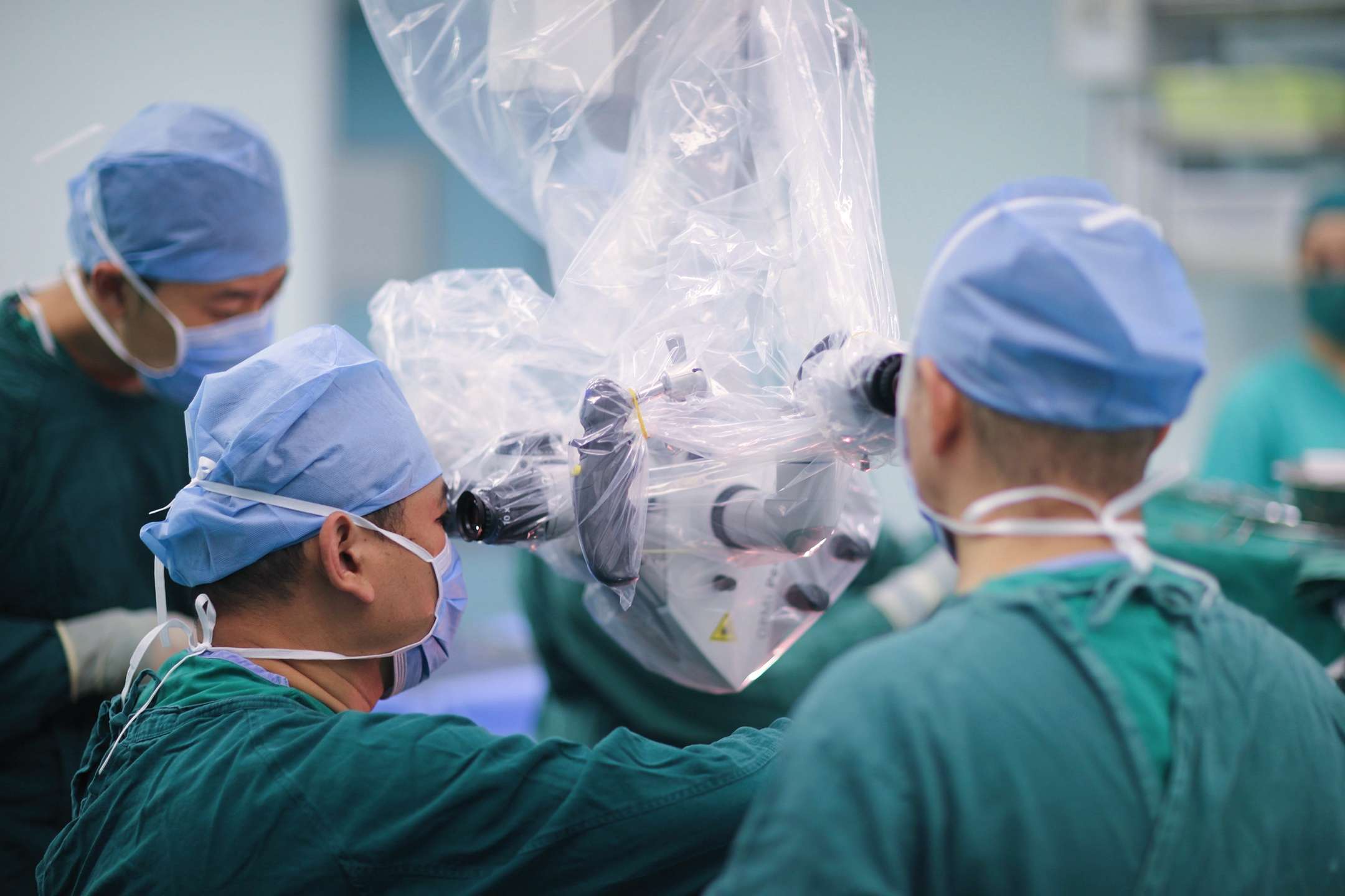 头部开颅手术多久过危险期,啥是开颅手术