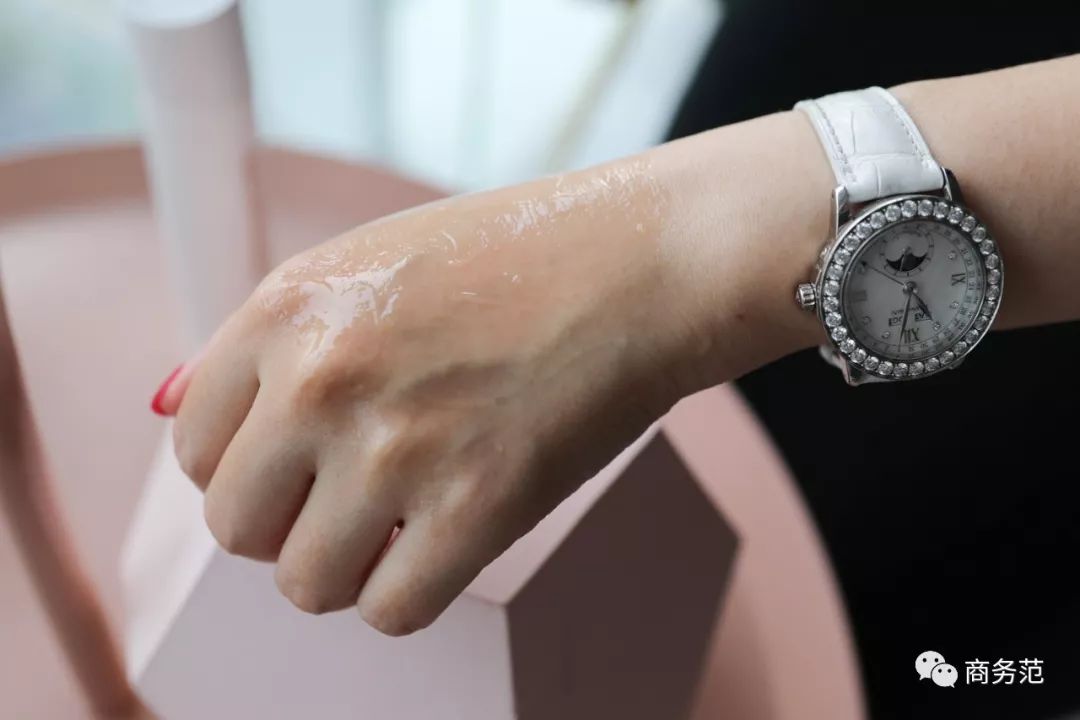 章小蕙推荐的淡斑好物,章小蕙分享化妆品